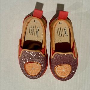 Toms Kids Alpargatas Orange Size T5 Gently Used